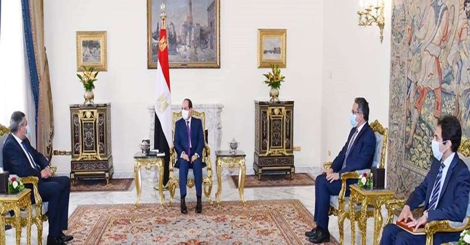 السيسي يستعرض في لقاءه مع أمين عام منظمة السياحة العالمية خطط استئناف الحركة السياحية