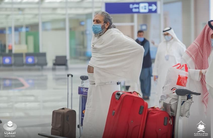 عاجل.. السعودية استقبلت أول رحلة طيران للمعتمرين قادمة من باكستان إلى مطار الملك عبد العزيز بجدة (صور)