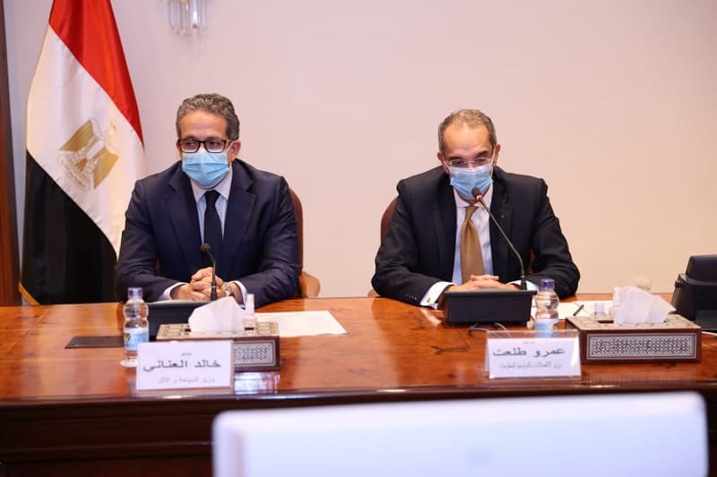 توقيع اتفاقية بين "السياحة" و"الاتصالات" للتحول الرقمي لتحسين الخدمات السياحية