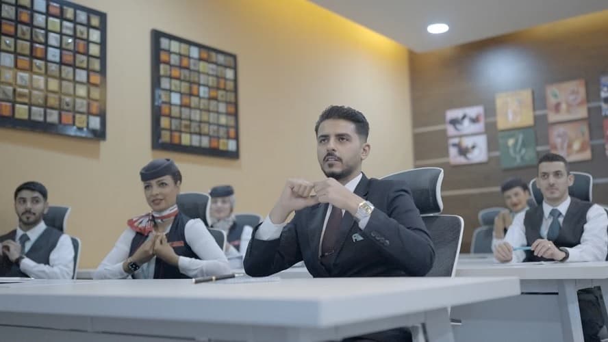 "طيران ناس" السعودية تطلق برنامج تأهيل طواقم الضيافة الجوية للتواصل بلغة الإشارة