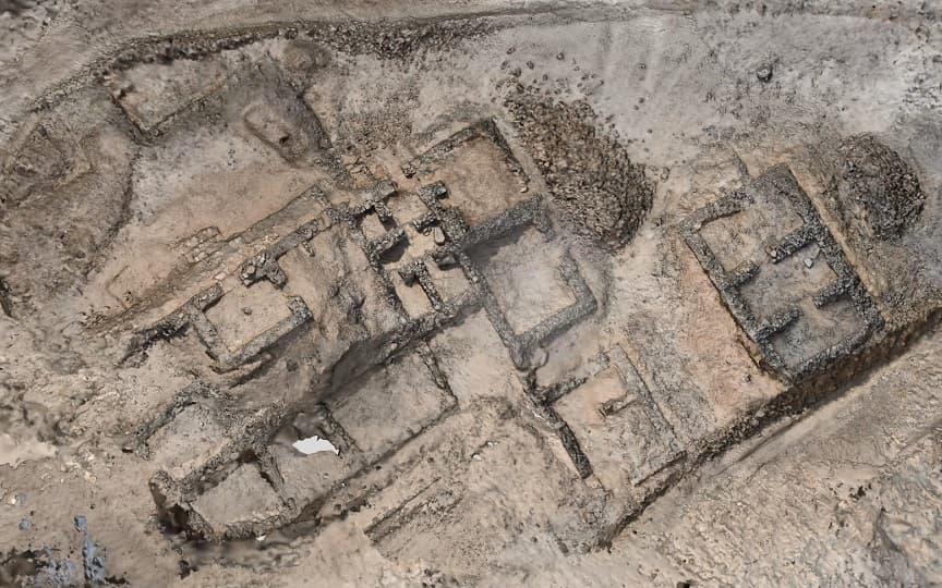 "الآثار": الكشف عن معسكر للتعدين منذ 3 آلاف عام يحيي مدينة الذهب القديمة بمنجم السكري