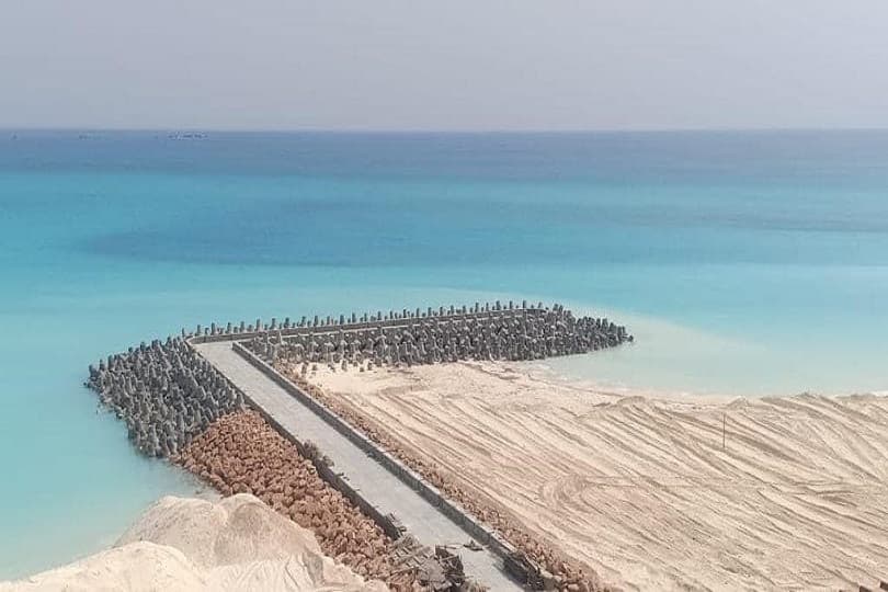 تنفيذ أعمال حماية للشواطئ لنحو 210 كم لتأمين المناطق السياحية والساحلية من الغرق