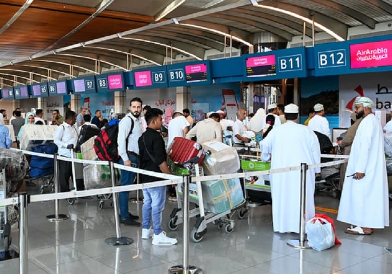 مطارات سلطنة عمان تستقبل 12 مليون مسافر خلال أول 10 شهور من 2024 بزيادة 4.1%
