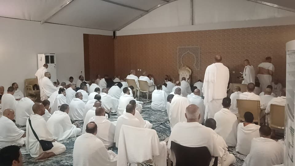 نجاح نفرة كامل حجاج السياحة إلى المزدلفة بعد وقفة عرفات.. وبدء رمي الجمرات في منى