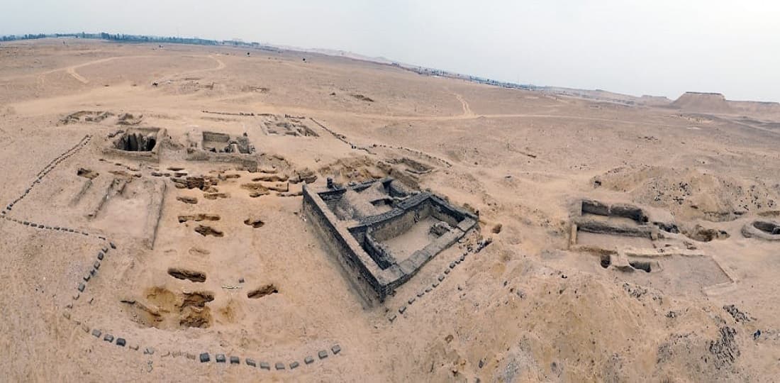 الآثار: الكشف عن مبنى جنائزي ضخم من العصرين البطلمي والروماني بموقع جرزا الأثري بالفيوم