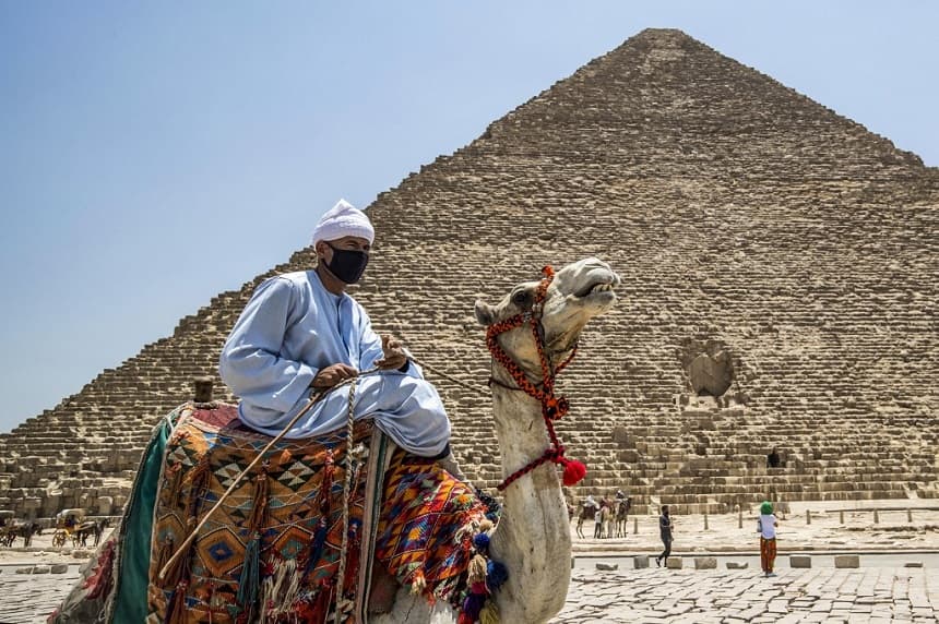 بولندا تسمح لمواطنيها بالسفر إلى مصر بدءا من اليوم.. وتعلن الدول المحظورة