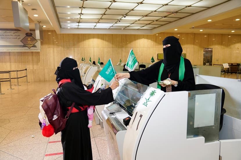 تعرف على أسماء وعناوين المختبرات المعتمدة لإجراء فحص PCR للمسافرين من السعودية