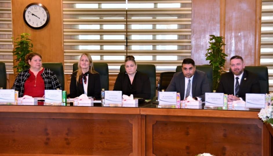 وفد إدارة أمن النقل الأمريكية يشيد بالإجراءات الأمنية بمطار القاهرة ورحلات مصر للطيران