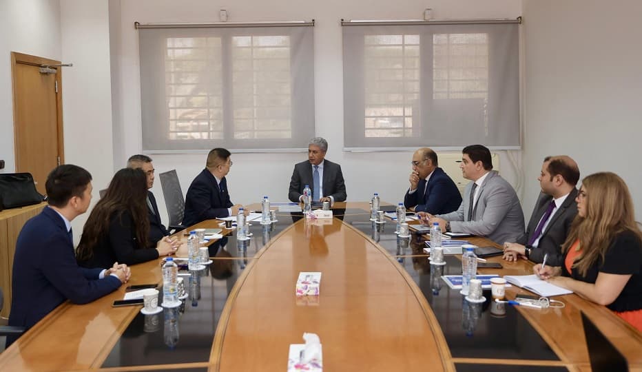 وزير السياحة يبحث مع كبرى الشركات الصينية فرص الاستثمار في الفنادق النيلية.. تفاصيل