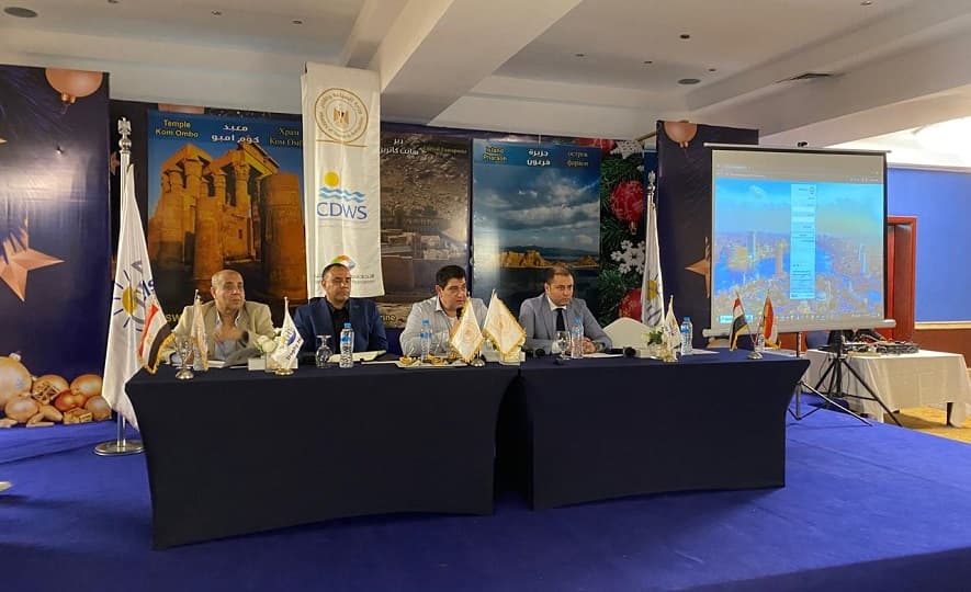"السياحة" تطلق خدمات رقمية متكاملة لمراكز الغوص والأنشطة البحرية.. تعرف عليها