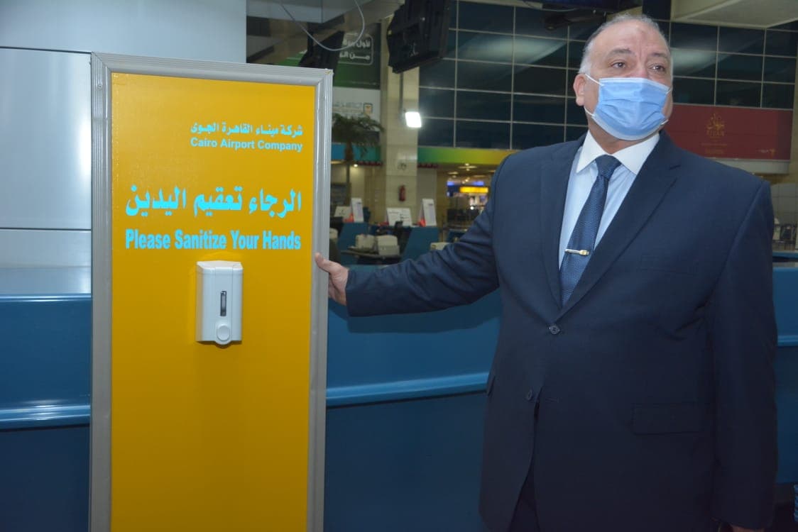 بالصور.. رئيس القابضة للمطارات يستعرض استعدادات مطار القاهرة لعودة الطيران الدولي
