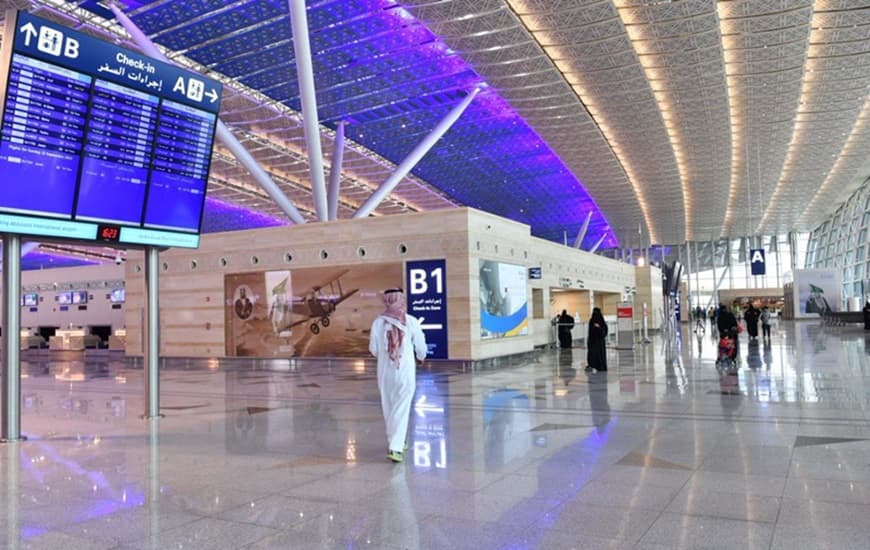 السعودية تصدر تقرير التزام المطارات وشركات الطيران بمواعيد الرحلات خلال مايو 2025