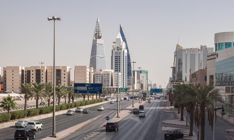 السعودية: استمرار الإجراءات الاحترازية لنهاية رمضان.. وحظر التجول الكامل في عيد الفطر