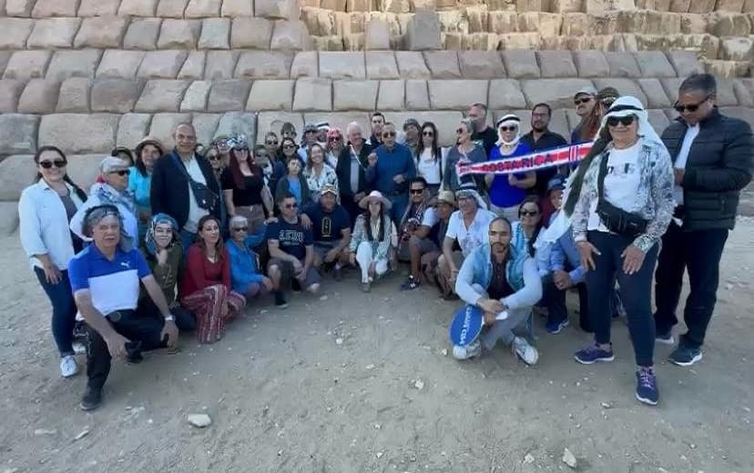 الآثار: بدء مشروع دراسة وإعادة تركيب الكساء الخارجي لهرم منكاورع بمنطقة أهرامات الجيزة