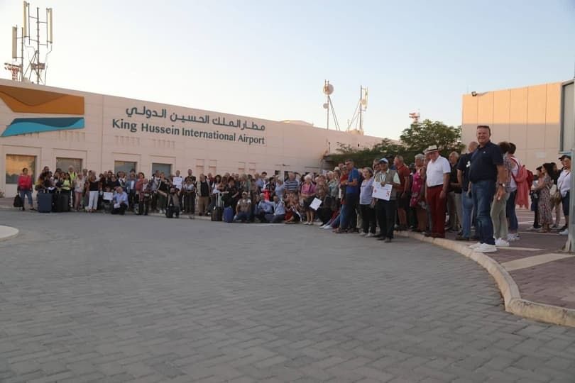 الأردن: طائرة بولندية تصل العقبة على متنها 189 سائحا بدعم من هيئة تنشيط السياحة