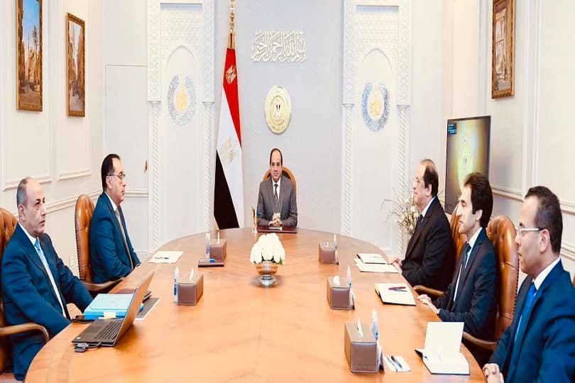 الرئيس السيسي يوجه بتعزيز جهود تطوير قطاع الطيران المدني واستثمار إمكانياته
