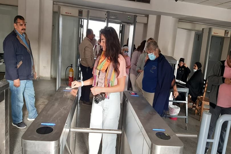 الانتهاء من تركيب المنظومة المتكاملة للبوابات الإلكترونية بمنطقة أهرامات الجيزة