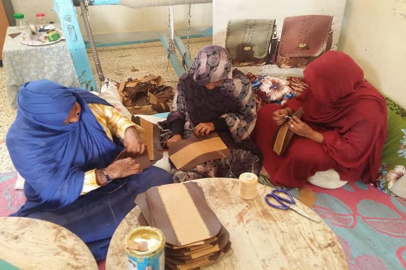 وزارة البيئة تطلق برنامجا لتأهيل الحرف اليدوية بمحمية وادي الجمال في مرسى علم