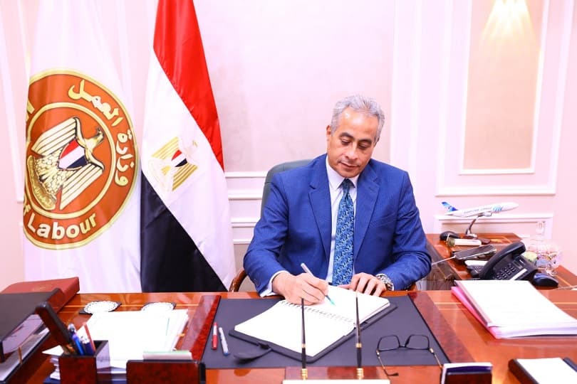 وزارة العمل: الخميس 5 أكتوبر إجازة بأجر كامل للقطاع الخاص بمناسبة ذكرى نصر أكتوبر
