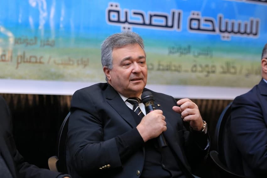 رئيس "السياحة والطيران" بالبرلمان يشيد بقرارات الحكومة.. ويؤكد: السائح هو صاحب القرار الآن