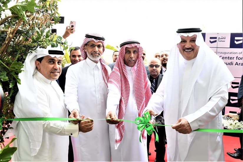 السفير السعودي بالقاهرة يفتتح مركز "تأشير" التابع للشركة السعودية لحلول التأشيرات والسفر