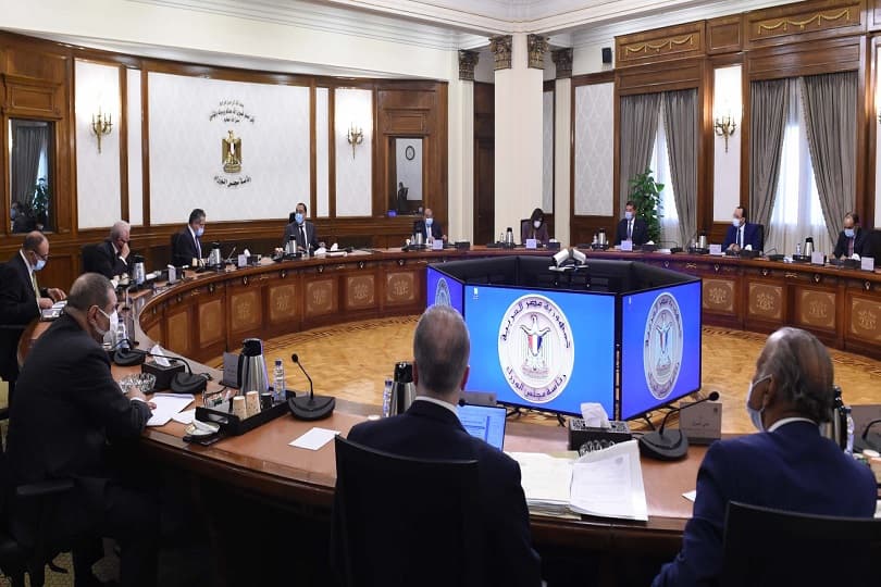 رئيس الوزراء: توجيهات من الرئيس السيسي بتعقيم كل المنشآت السياحية في شرم الشيخ
