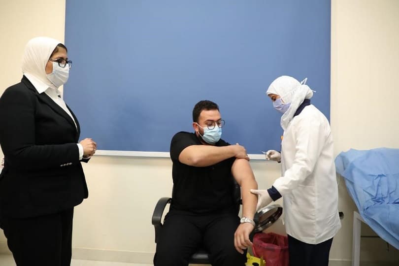 الصحة: 45 ألف سجلوا لتلقي لقاح كورونا خلال 12 ساعة منذ إطلاق الموقع الإلكتروني