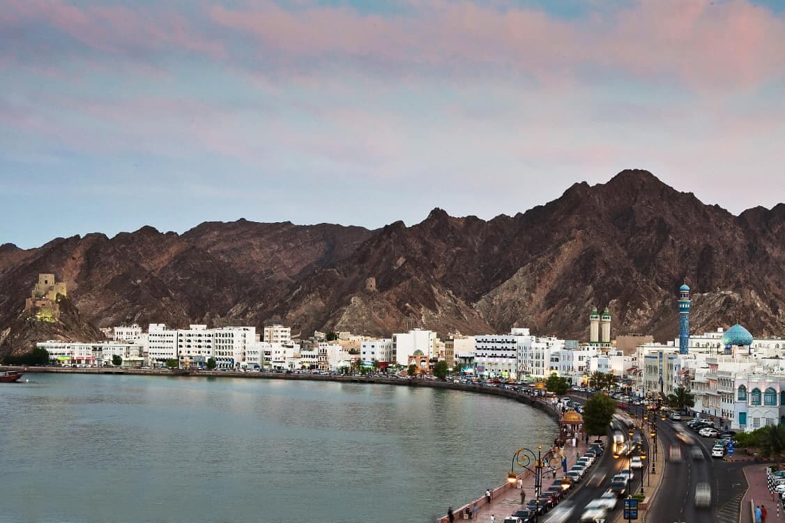 سلطنة عمان تحتفل بيوم السياحة العربي تحت شعار "نحو سياحة رقمية مستدامة"