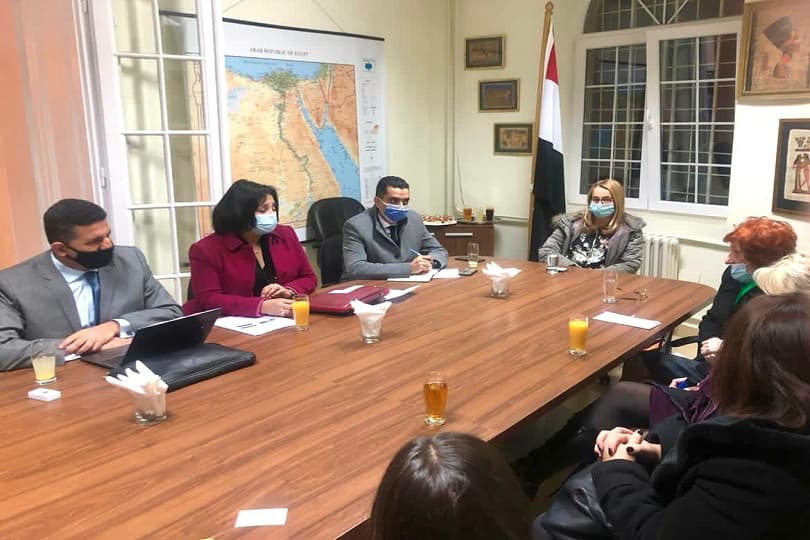 دراسة تشغيل خط طيران بين نيش الصربية والغردقة لزيادة حركة السياحة من دول البلقان