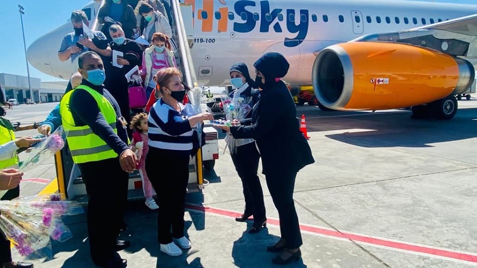 مطار الغردقة يستقبل أولى رحلات Hi Sky من مولدوفا وعلى متنها 120 سائحا