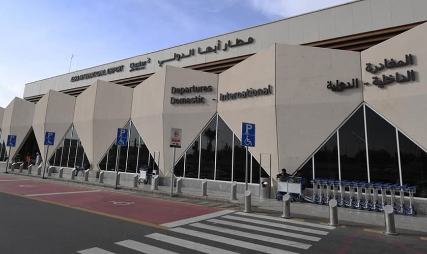 "الطيران المدني" السعودية تصدر تقرير أداء المطارات الداخلية والدولية خلال سبتمبر 2025
