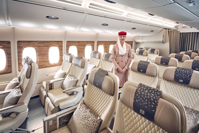 طيران الإمارات تقدم الدرجة السياحية الممتازة على رحلات إيرباص A380 إلى نيويورك بأمريكا