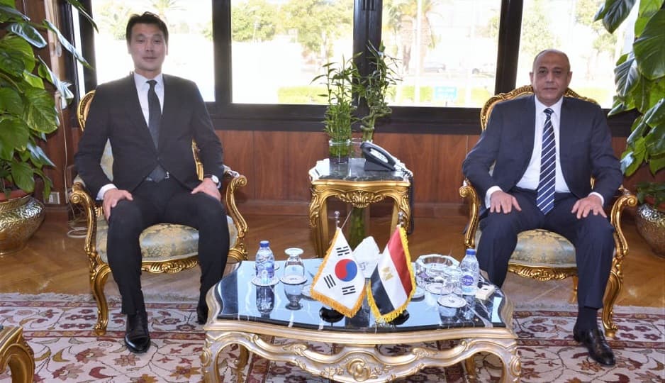 سفير كوريا الجنوبية: شركات طيران كورية تشغل رحلات شارتر إلى مصر بدءا من يناير المقبل