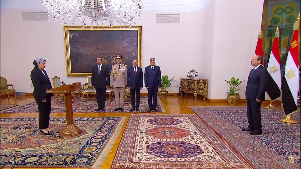 يمنى البحار تؤدي اليمين الدستورية نائبا لوزير السياحة والآثار أمام الرئيس السيسي.. تعرف عليها