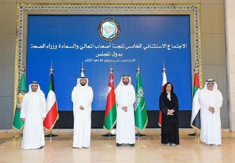 مجلس وزراء الصحة الخليجي يعتمد التطبيقات الرسمية لكورونا للتنقل بين دولهم