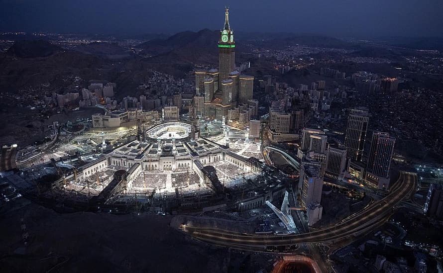 السعودية: بدء تطبيق منع دخول المقيمن غير حاملي التصاريح إلى مكة خلال موسم الحج 1444هـ