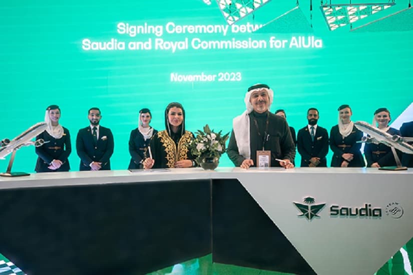 الخطوط السعودية تتفق مع محافظة "العلا" على تشغيل 8 رحلات أسبوعيا من الرياض وجدة والدمام