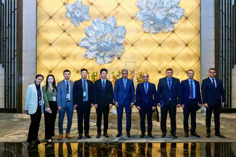 فتحي يبحث مع مجموعة Dalian Wanda الصينية للفنادق فرص الاستثمار والترويج السياحي لمصر