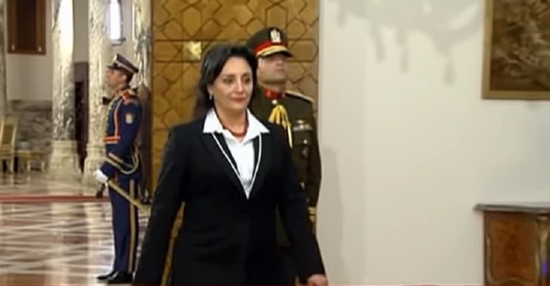 غادة شلبي تؤدي اليمين الدستورية نائبا لوزير السياحة والآثار