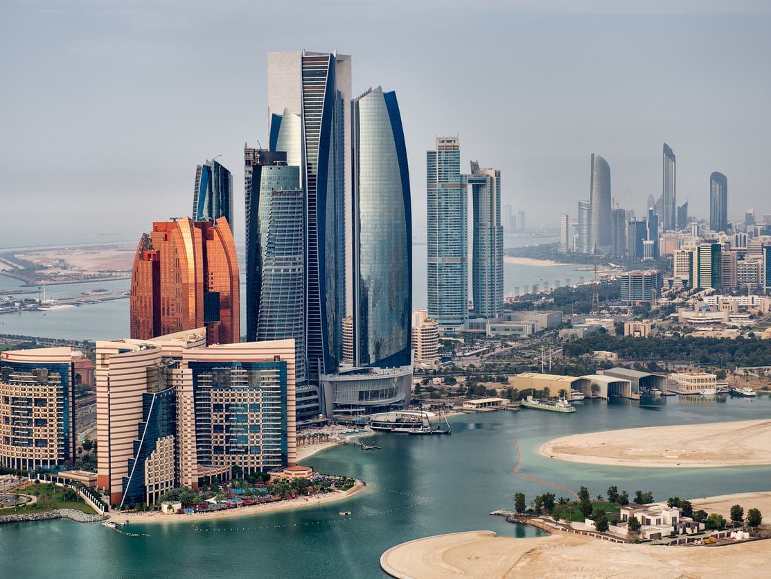 فنادق أبوظبي تستقبل 60.3 ألف نزيل مصري خلال 2025.. ومعدل تكرار زيارتهم للعاصمة الإماراتية يتجاوز معدلات الجنسيات الأخرى