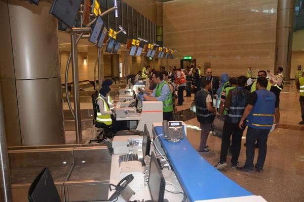 بالصور.. مبنى الركاب رقم 2 بمطار القاهرة يجري التجربة الثالثة استعدادا لتشغيله