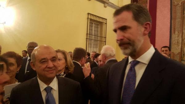 ملك أسبانيا يعلن زيارته لمصر مع أسرته قريبا خلال افتتاح معرض الفيتور السياحي بمدريد