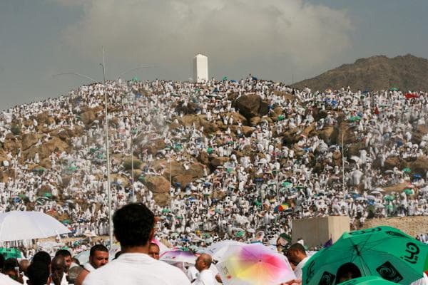 قرعة الحج السياحي 15 شعبان وبدء تسجيل الحجاج أول رجب.. فتح مسافات الفنادق لـ 2500 متر