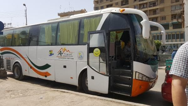 السياحة: فحص 1107 سيارة سياحية وإصدار تراخيص 86 فرع شركة خلال الشهر الماضي