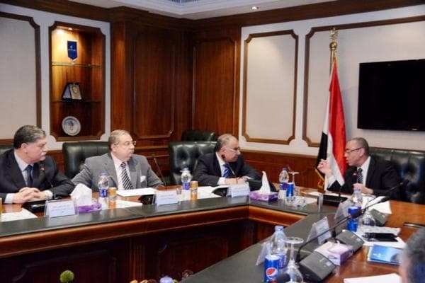 اجتماع اللجنة العليا لأمن الطيران.. والوزير يشدد على تطبيق الإجراءات بكل دقة في المطارات