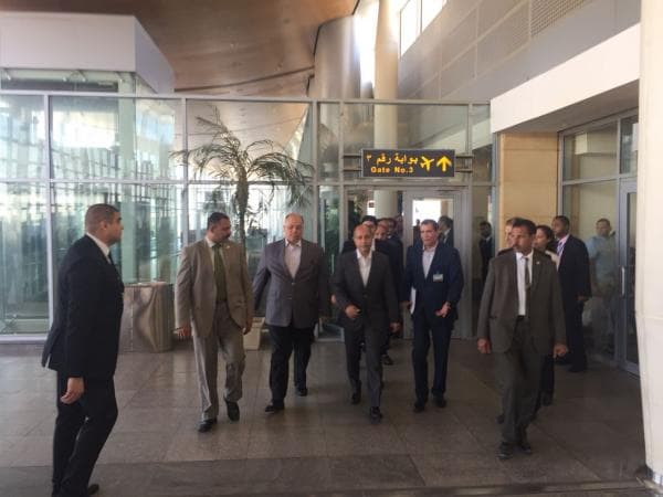 وزير الطيران يتفقد مطار برج العرب وأعمال إنشاء أول مبنى ركاب صديق للبيئة
