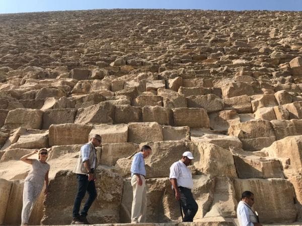 بالصور.. زيارة وزير خارجية إيطاليا للأهرامات وأبو الهول والمتحف المصري الكبير
