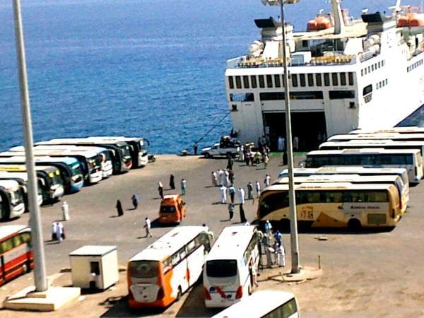 السياحة: حل مشكلة أتوبيسات الحج البري في الأردن ونقل الحجاج إلى منطقة الرابية ذات الخدمات