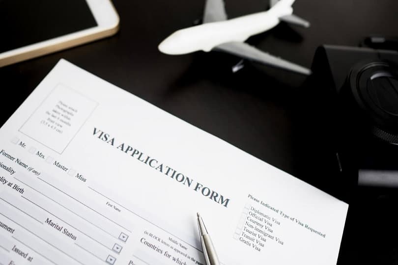 المقيمون في الإمارات عليهم الانتظار حتى مارس للحصول على تأشيرة شنجن.. تفاصيل