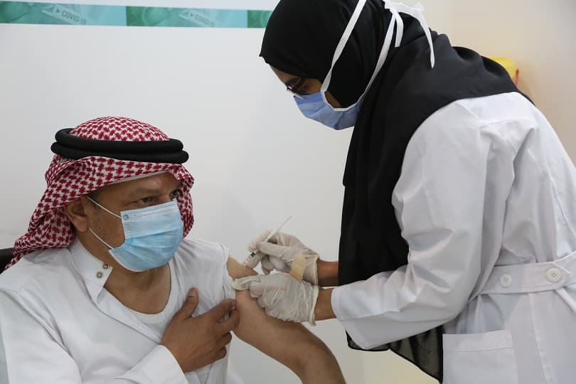 "الصحة السعودية": تطعيم المواطنين والمقيمين بأكثر من 3.5 مليون جرعة ضد كورونا